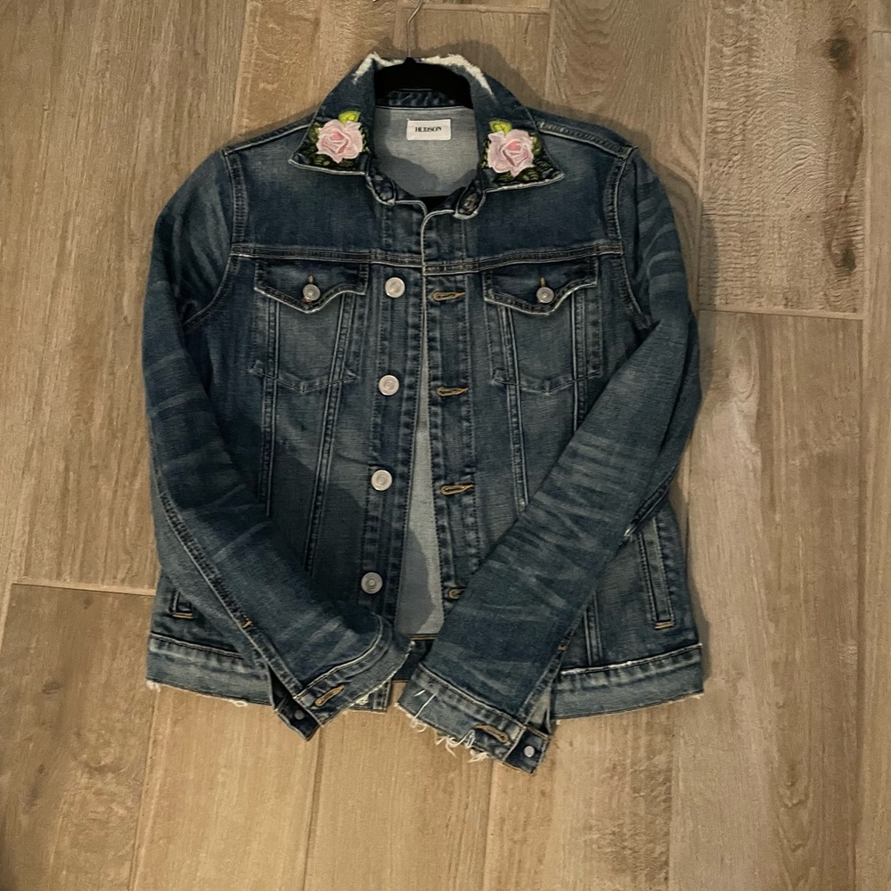 Beautiful detail destressed jean jacket